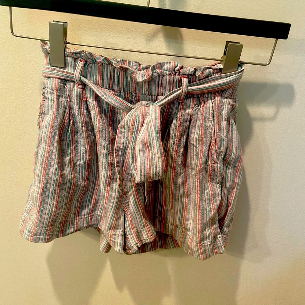 American Eagle High Wasted shorts